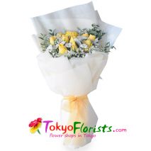 send one dozen yellow roses in bouquet to tokyo