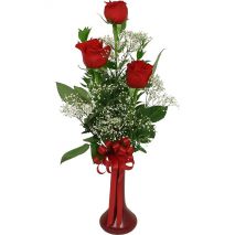 send red roses in a glass vase to tokyo